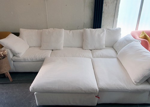 Couch x andrew martin - x,