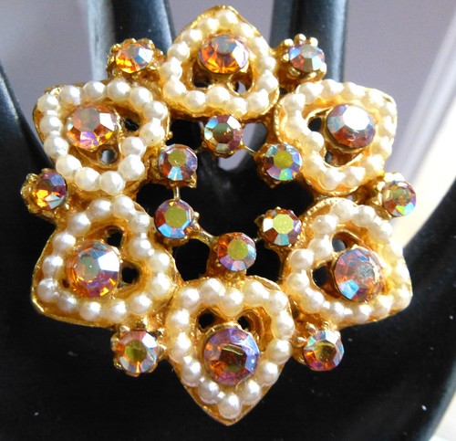 Brooch broach costume - broach.,