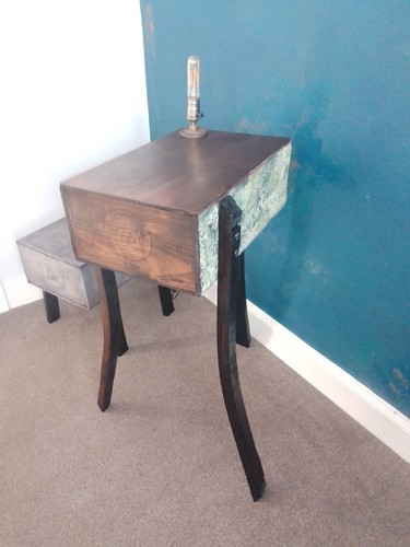 Bespoked wine box - , tables