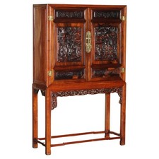 A FINE 19TH CENTURY CARVED