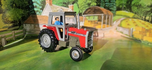 Britains massey ferguson - massey,