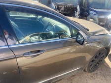 Ford mondeo vignale 2016 driver side front door