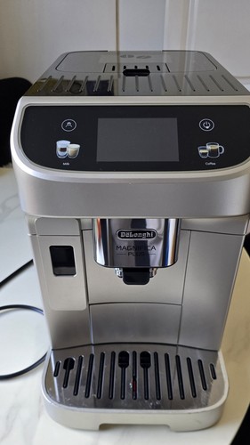 Delonghi magnifica plus - plus, fully