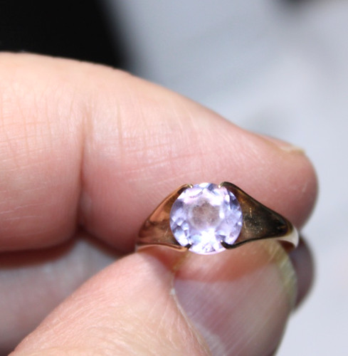 Pretty solitaire ring - pretty, 9ct
