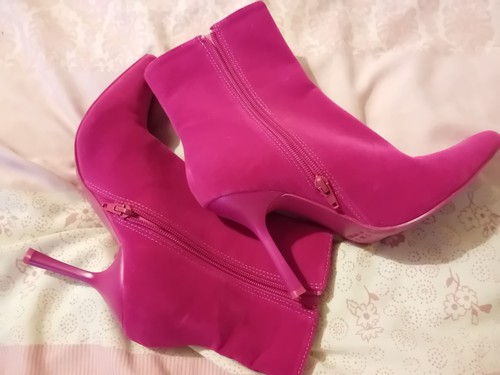 Hot pink suede - effect, ankle