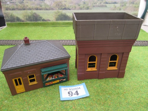 Triang r66 station building - triang,