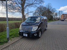 Nissan Elgrand 3.5 V6 Highway