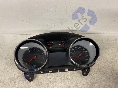 Vauxhall astra 5dr 19 - k,