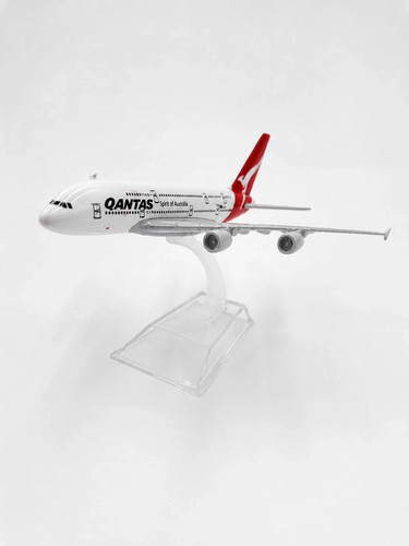 Qantas airbus a380 diecast - qantas,