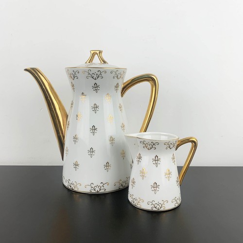 Vintage fleur lys teapot - vintage,