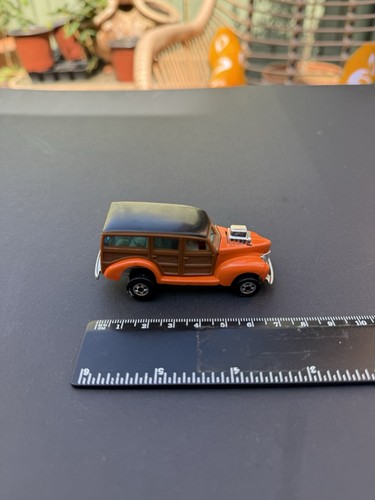 Hot wheels classic ford - hot,