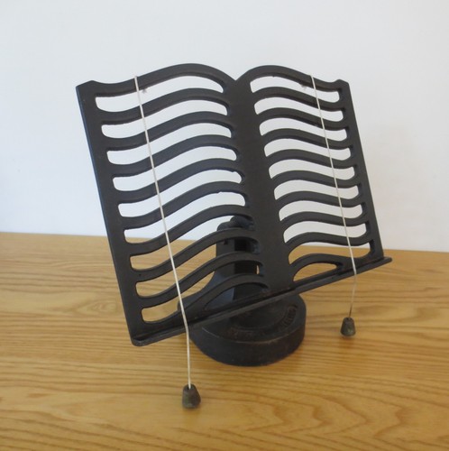 Victor england cast iron - victor,