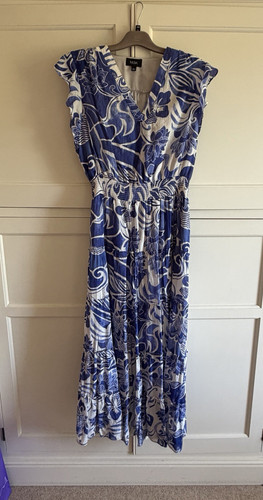 Msk blue white - &, floral