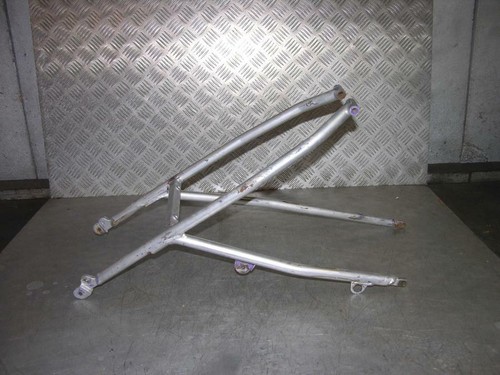 1995 yamaha 125 subframe - 125,