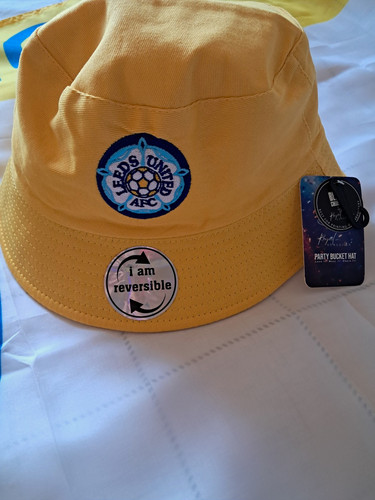 Leeds united afc - united, reversible