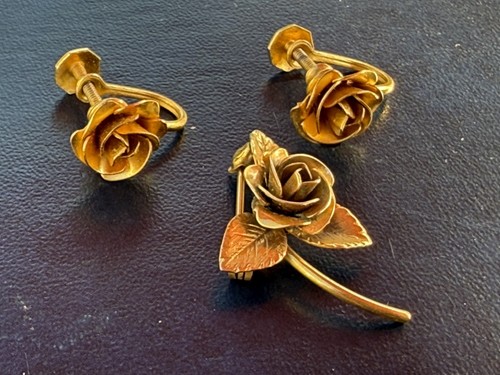 Vintage 1960s ecco - vintage, gold