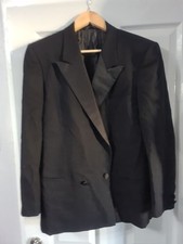 Vintage one button dinner