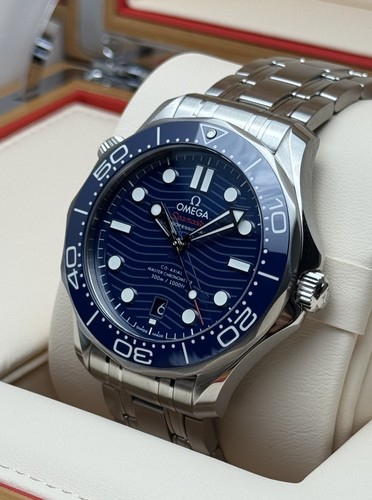 Omega seamaster 300m 42mm - 42mm, blue