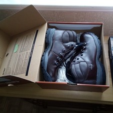 Hi-Tec and Karrimor Men's Walking Boots (2 x men's walking boots) Size 9 NEW