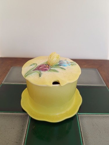 Art deco beswick - art, preserve