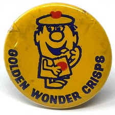 Golden Wonder Crisps circa 1950s Promotional Pin Button Badge made by JR Gaunt