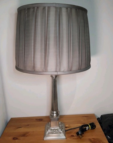 Art deco style table - style, lamp