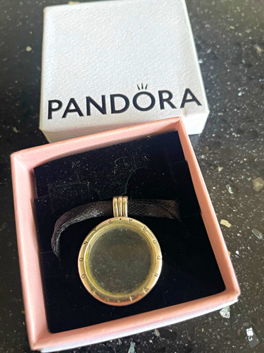 Pandora silver round - round, floating