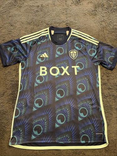 Authentic bnwt adidas leeds - adidas,