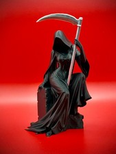 Gothic Grim Reaper Lady Statue