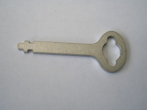 Key for vintage singer sewing - vintage,