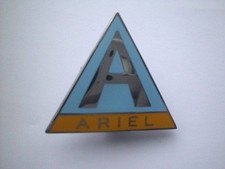 MOTORCYCLE PIN BADGE 'ARIEL A'