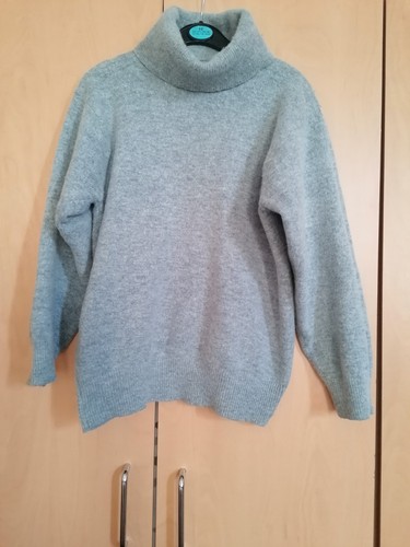 New women hand knitted - women's, hand-knitted