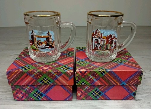 Pair retro kitch novelty - pair,