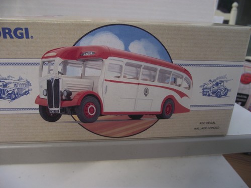Corgi aec regal - 1/50,