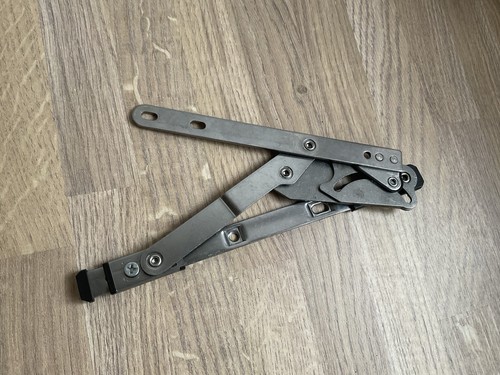Egress window hinges - window,