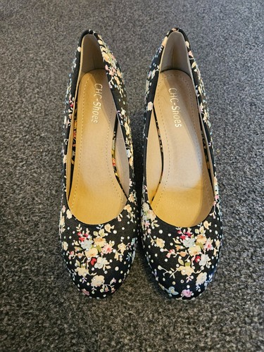 Ladies black flower - , patterned