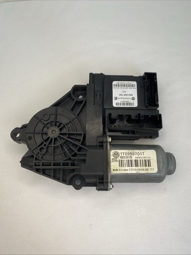 Touran drivers s right - vw,