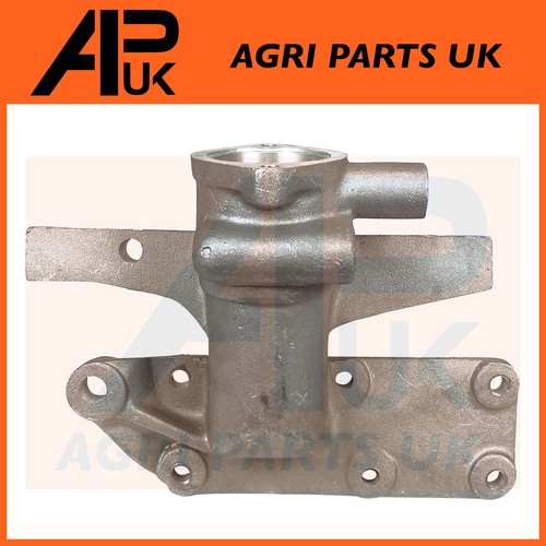 Water thermostat housing - housing, for