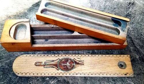 Child vintage wooden - child's,