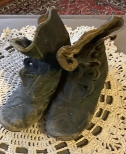 Victorian era antique leather - era,