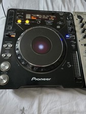Pioneer CDJS 1000s X2 &