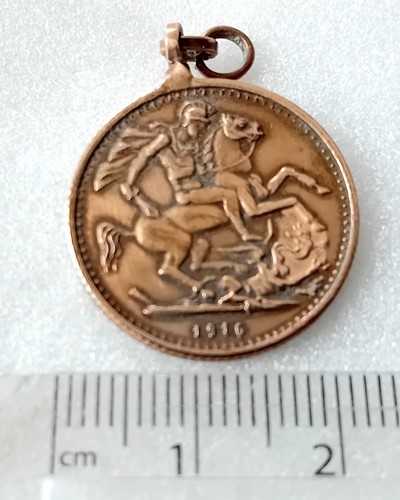 George coin charm reverse - st,