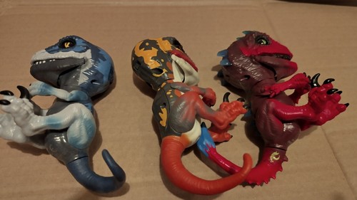 Fingerlings dinosaur raptor - fingerlings,