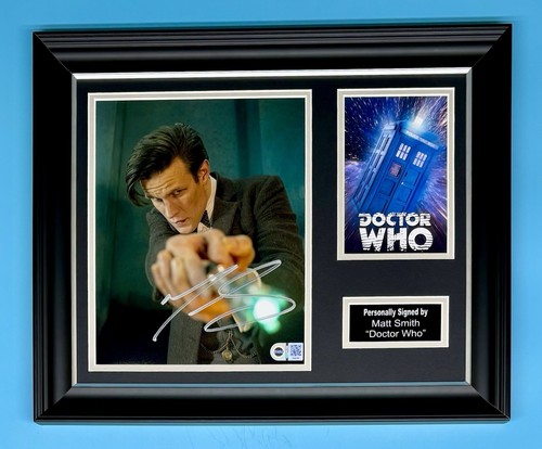 Matt smith signed photo framed - matt,