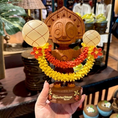 Disney polynesian village - disney’s,