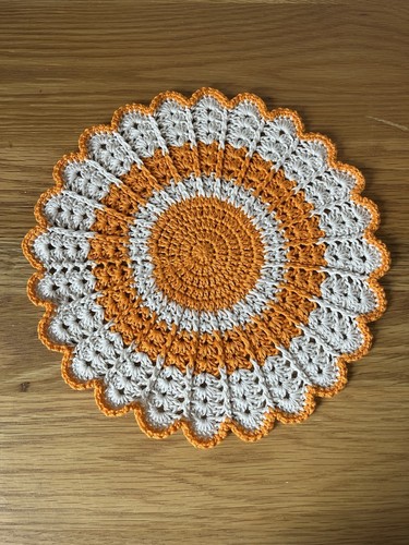New orange and cream hand - new,