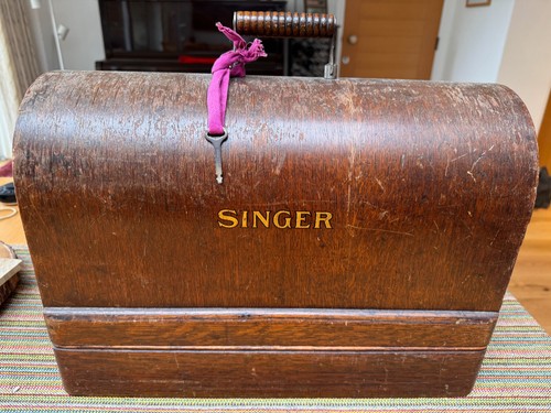 1928 antique singer - antique, hand