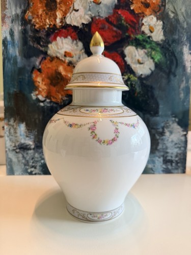Kaiser harmonie lidded vase - kaiser,