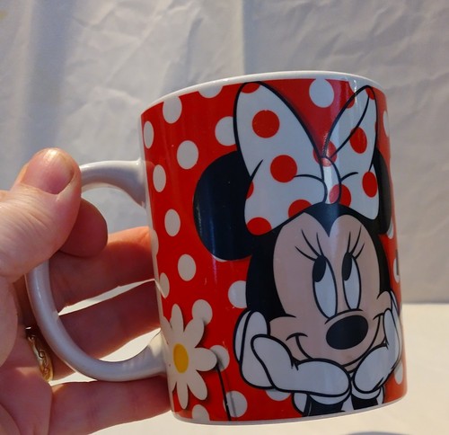 Official disney minnie - official,
