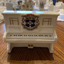 Shelley Crested China Piano